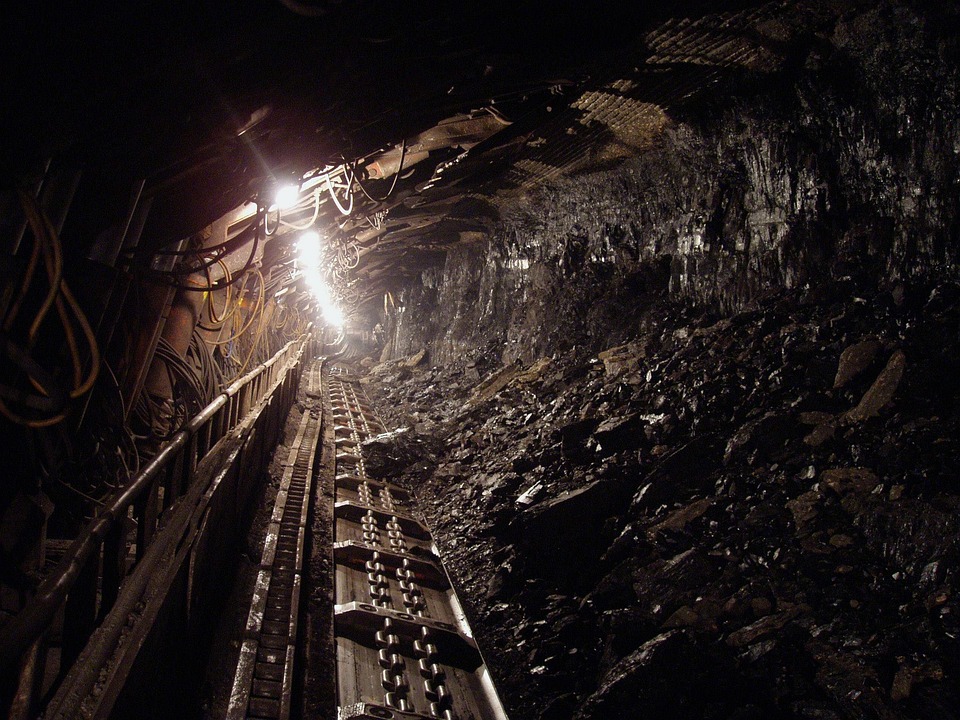 Image of a coal mine shaft, representing how Mac Heslep at Jenkins Fenstermaker, PLLC helps coal operators and insurers navigate the black lung claim process.