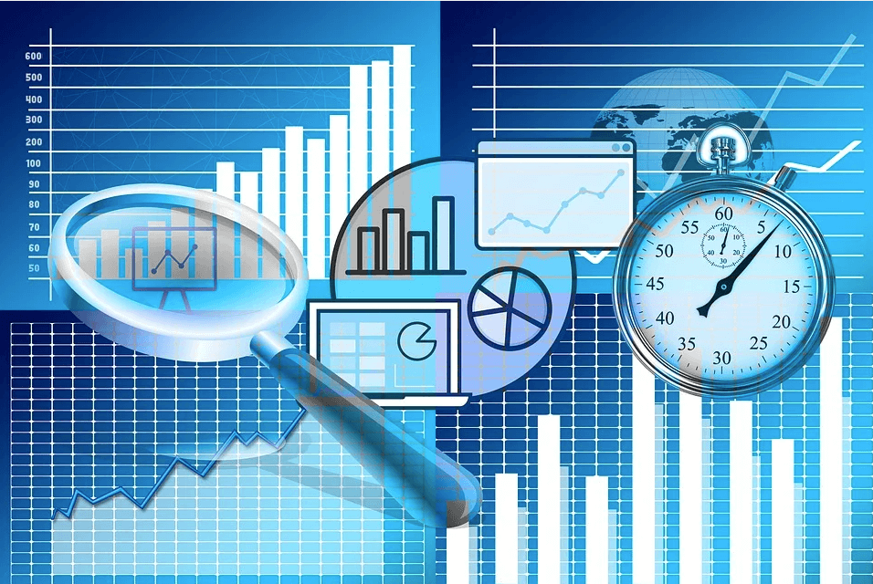 Image of graphic, stopwatch, and magnifying glass icons, representing how business lawyers help you view and analyze the whole picture when considering downsizing your business. 